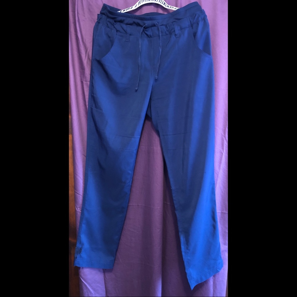 Koi Tech Scrub Pants- M/Tall